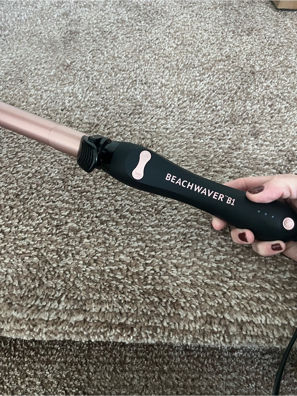 The Beachwaver Co. B1 Curling Iron in Black and Rose Gold